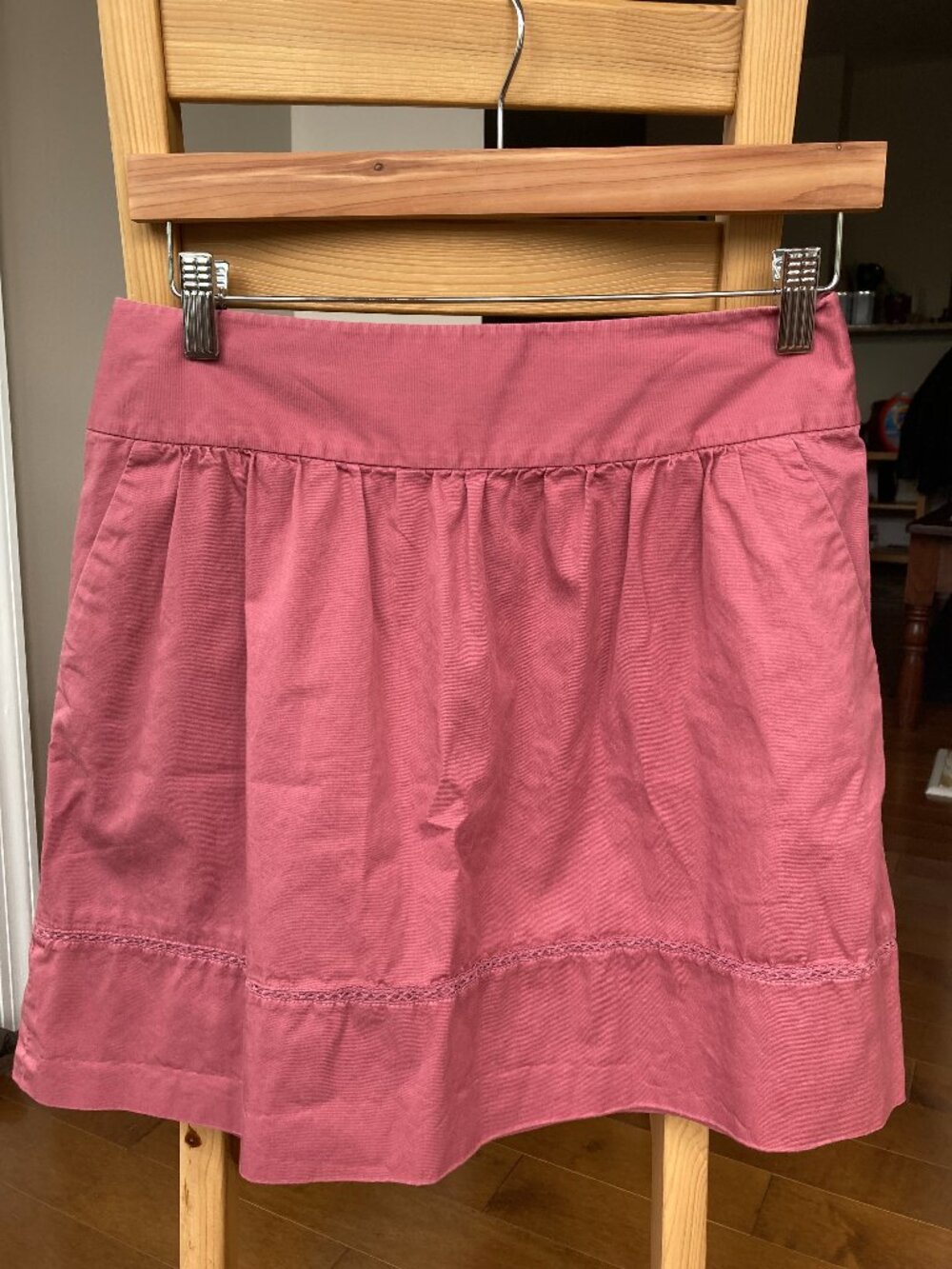 Loft coral mini skirt, size 2